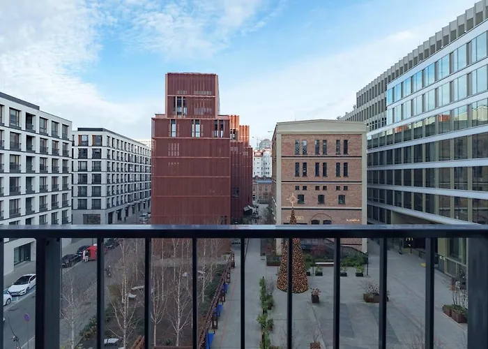 Apartment The Waw, Urban View At Browary Warszawskie Warschau